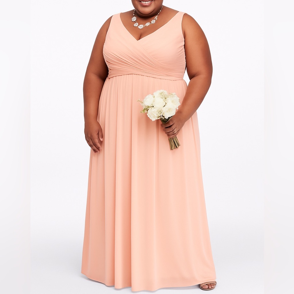 David’s Bridal Bellini Peach Pleated Maxi Dress - Size 22